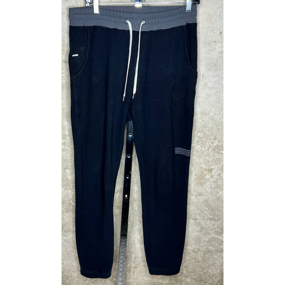 Vuori Joggers - Black and Gray